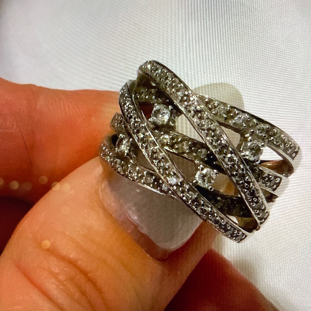 14K White Gold and Diamond Ring Size 6